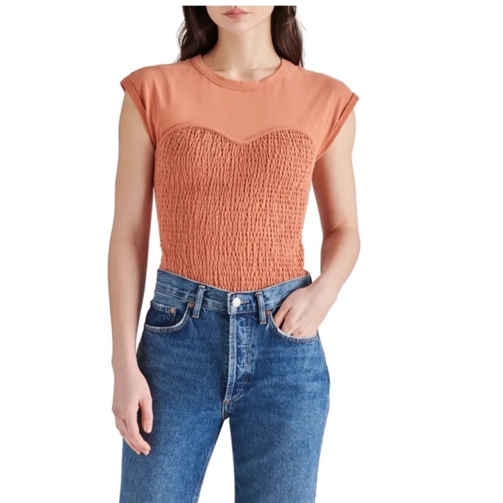 Steve Madden Women's Autumn Mauve Sweetheart Smocked Front Tee Large New W/ Tags